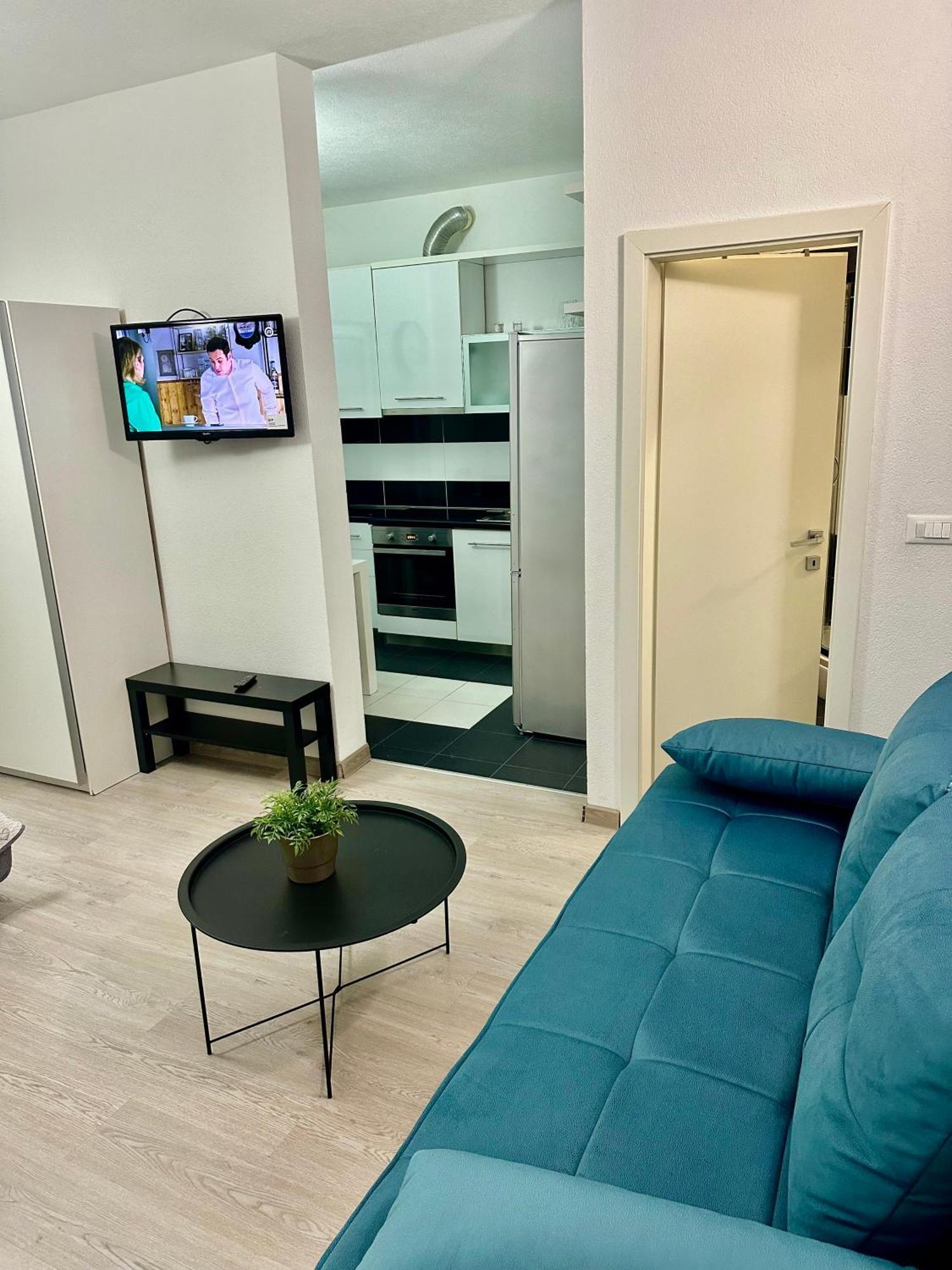 Apartments Zaja Сегет-Враница Экстерьер фото