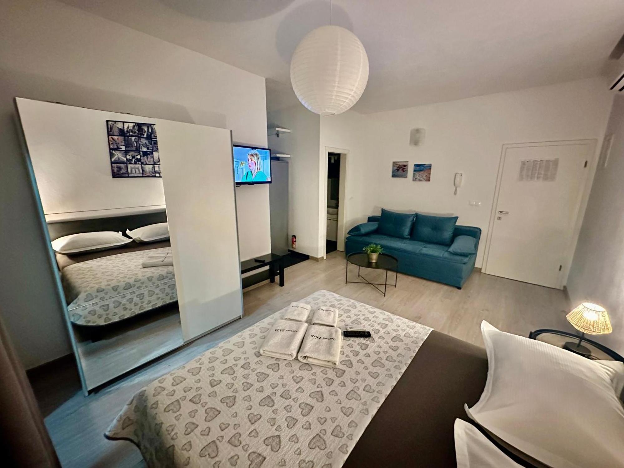 Apartments Zaja Сегет-Враница Экстерьер фото