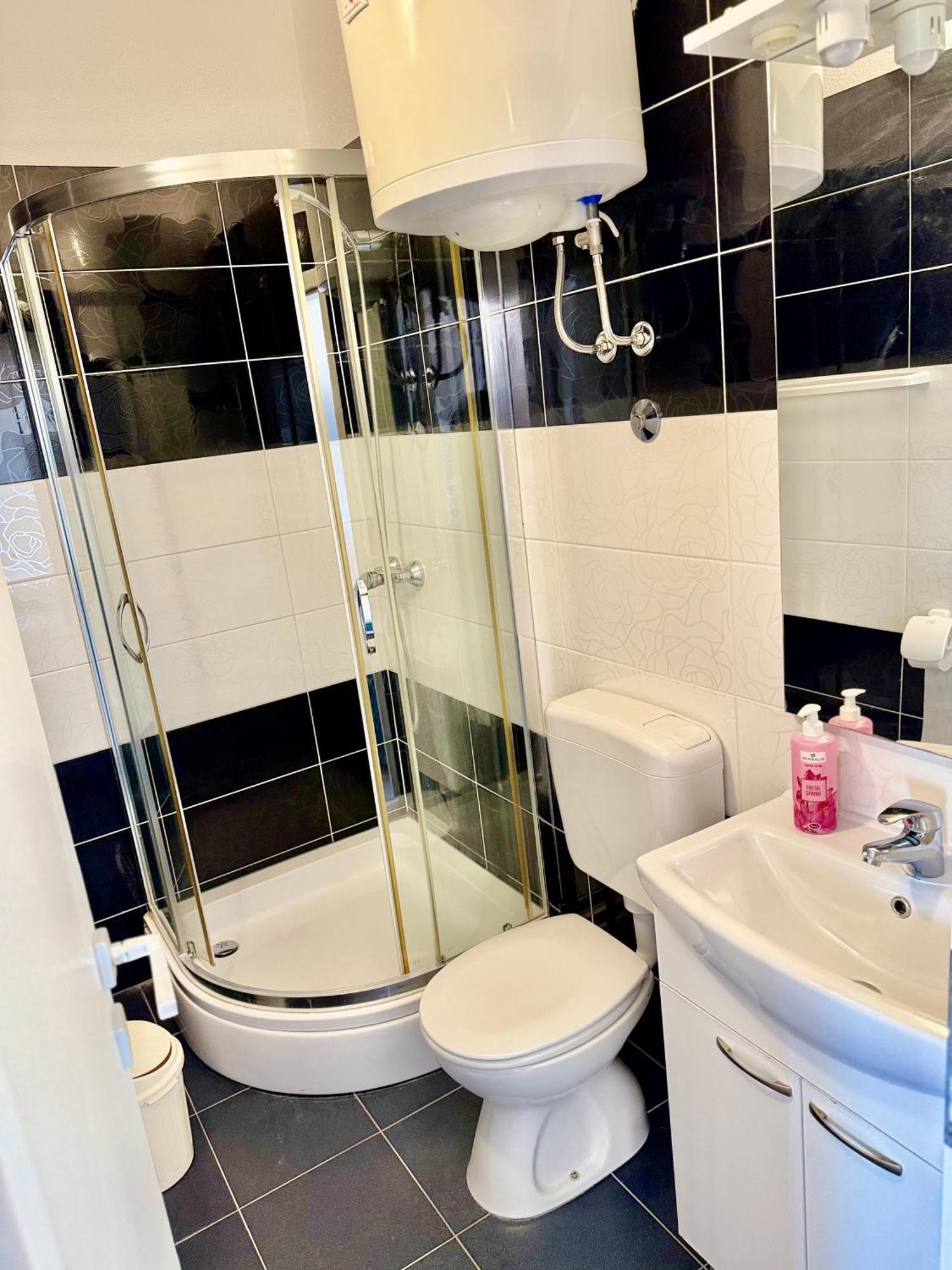 Apartments Zaja Сегет-Враница Экстерьер фото