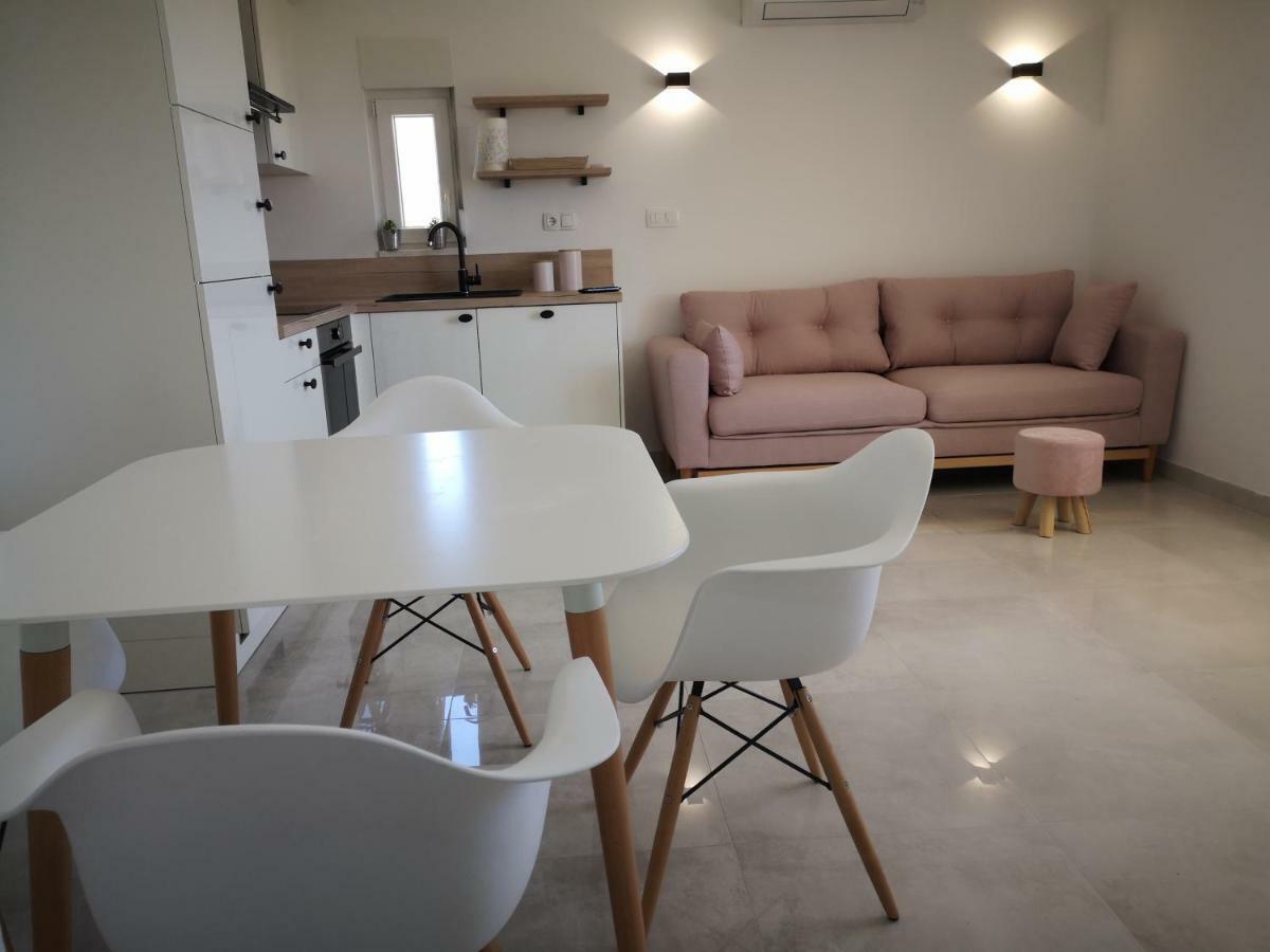 Apartments Zaja Сегет-Враница Экстерьер фото